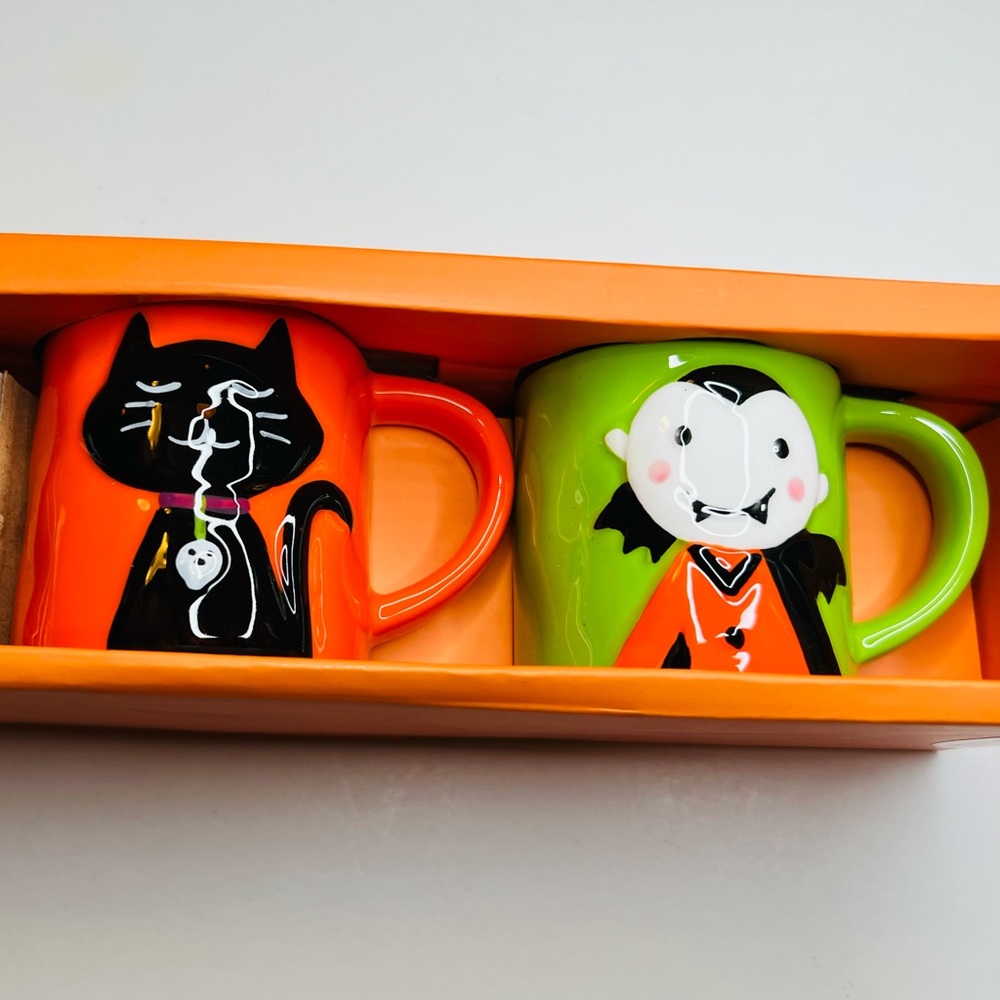 Set of 4 Halloween Ceramic Espresso Coffee Mugs Vampire Cat Skeleton Pumpkin